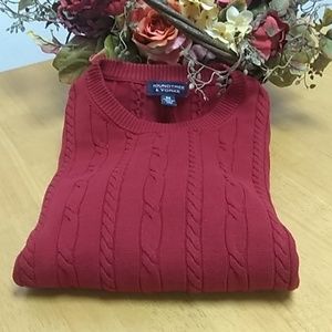 Roundtree & Yorke cable knit sweater